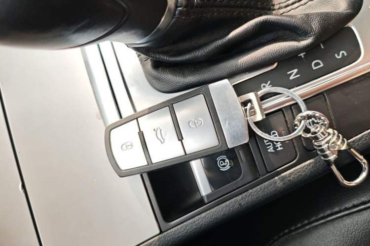 Used Volkswagen Magotan 2015 1.8TSI Luxury Model