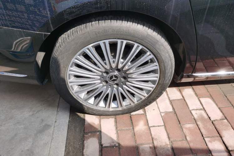 Used Mercedes-Benz E-Class 2020 Facelift E 300 L Stylish Edition
