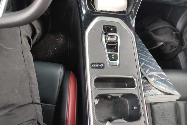 Used GAC Trumpchi GS4 2023 270T Automatic Smart Drive Navigation Edition Gear Lever