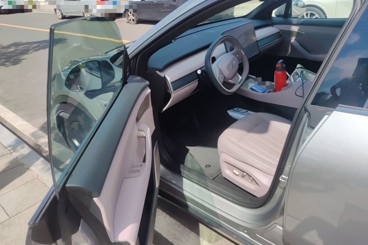 Used ONVO L60 2024 60 kWh Rear-Drive Version