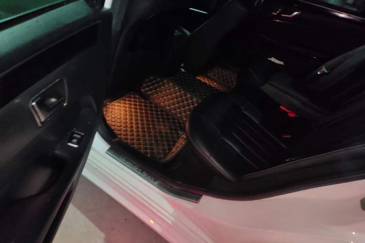 Used Mercedes-Benz E-Class 2015 E 260 L Sport Edition
