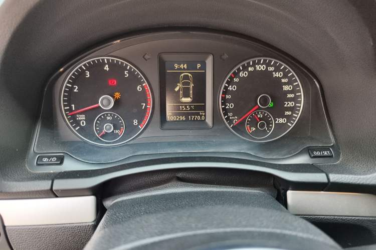 Used Volkswagen Scirocco 2014 1.4 TSI Competition Edition Odometer Close Up