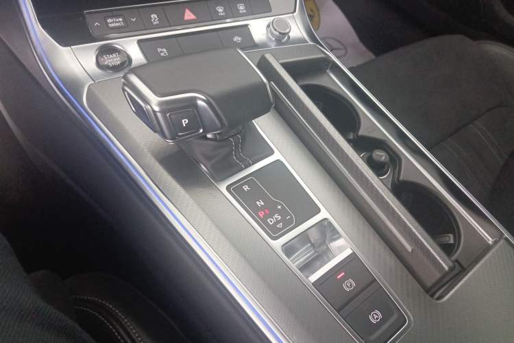 Used Audi A7L 2024 45TFSI S-line Dream-Building Edition Flow Crystal Package