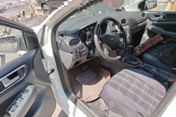 Used Ford Focus 2013 Hatchback Classic 1.8L Automatic Base Model Driver Seat