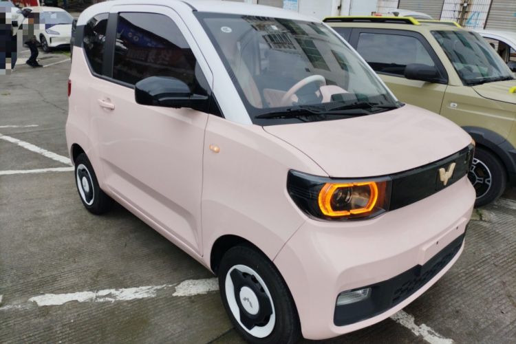 Used Wuling Hongguang MINIEV 2022 Macaron Premium Model – Lithium Iron Phosphate Front Right 45 Deg