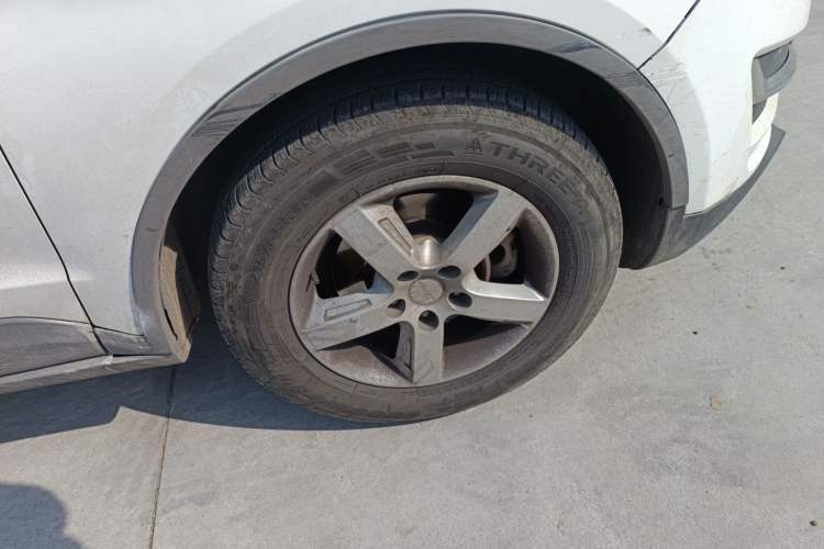 Used Zotye Domy X5 2017 Value Edition 1.6L Manual Comfort Model Right Front Wheel Hub