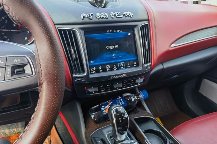 Used Maserati Levante 2016 3.0T Standard Edition Audio And AC Panel