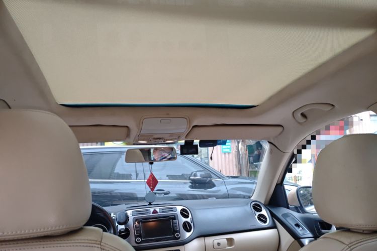 Used Volkswagen Tiguan 2012 1.8TSI Automatic All-Wheel Drive Elite Edition Headliner