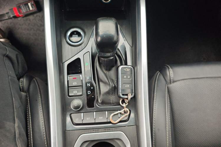 Used Chery Tiggo 8 2018 1.5 TCI Automatic Luxury Model 5 Seats Gear Lever