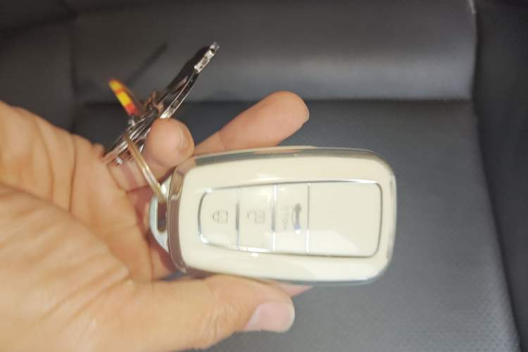 Used Toyota Levin 2021 2.0L Luxury Edition
