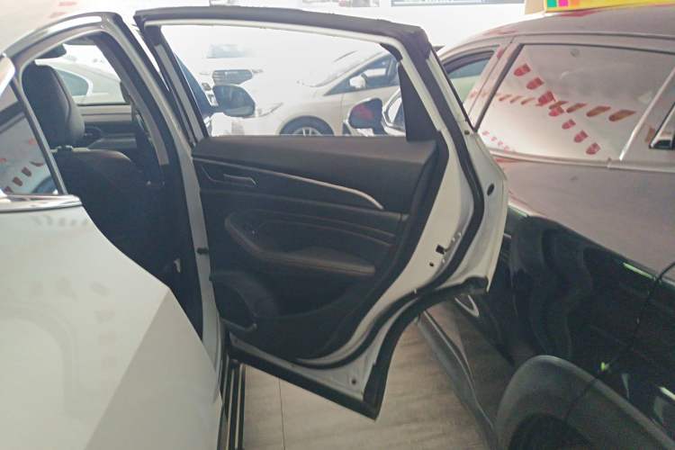 Used Haval F7x 2021 2.0T Two-Wheel Drive Smart & Trendy Edition Right Rear Door Interior