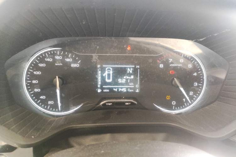 Used Wuling Jiachen 2022 1.5L Manual Enjoyment Elite Model
