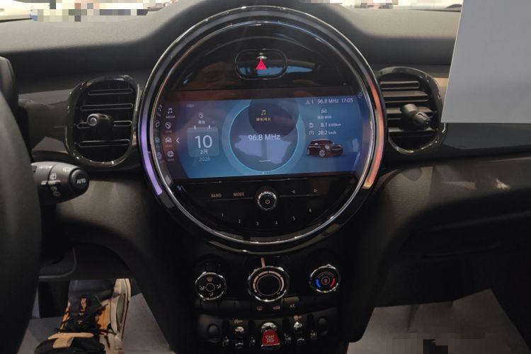 Used MINI 2022 Updated 1.5T ONE Five-Door PLUS Edition Audio And AC Panel