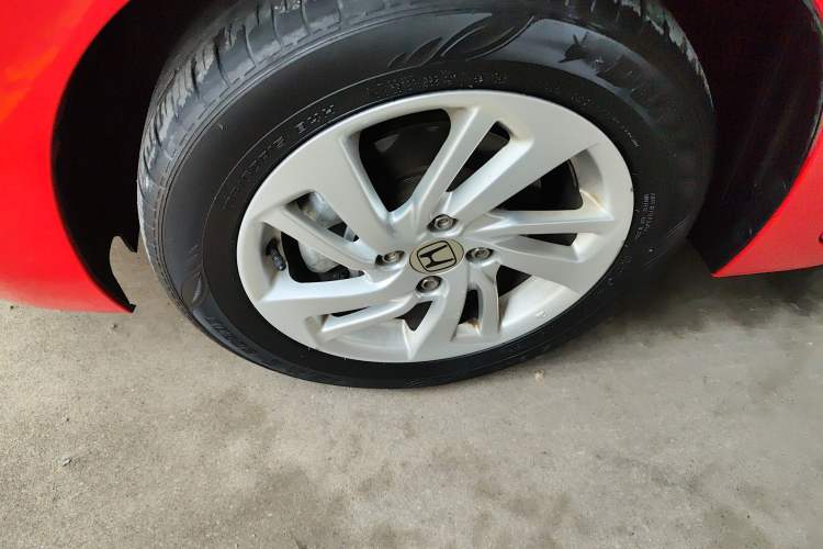 Used Honda Fit 2016 1.5L LXS CVT Comfort Sunroof Version
