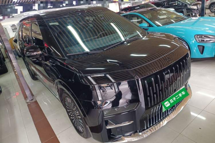 Used Zeekr 009 2024 7-Seater Aisle Version 108 kWh Front Right 45 Deg