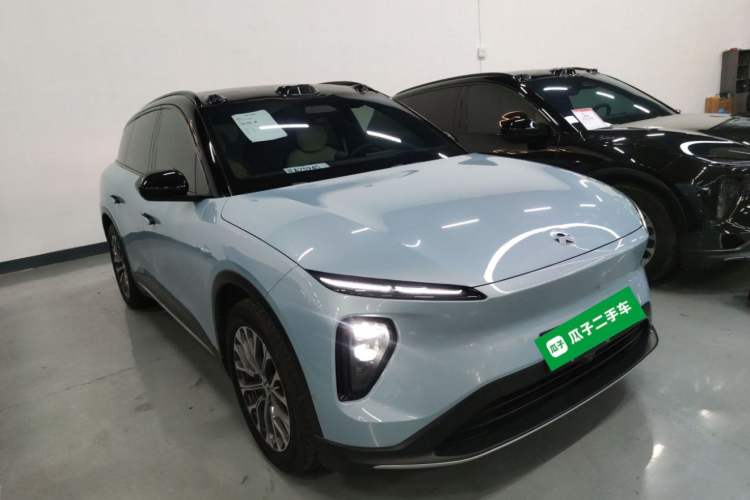 Used Nio ES6 2024 75 kWh Front Right 45 Deg