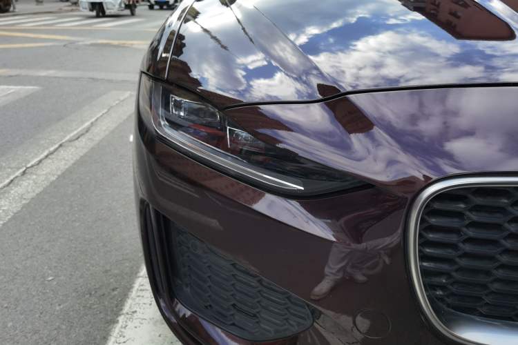 Used Jaguar XEL 2021 2.0T 250 PS R-DYNAMIC S Advanced Sport Edition Right Front Headlight