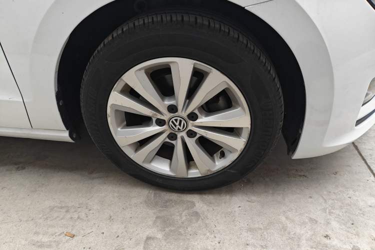 Used Volkswagen Golf Sportsvan 2016 230TSI Automatic Trend Edition
