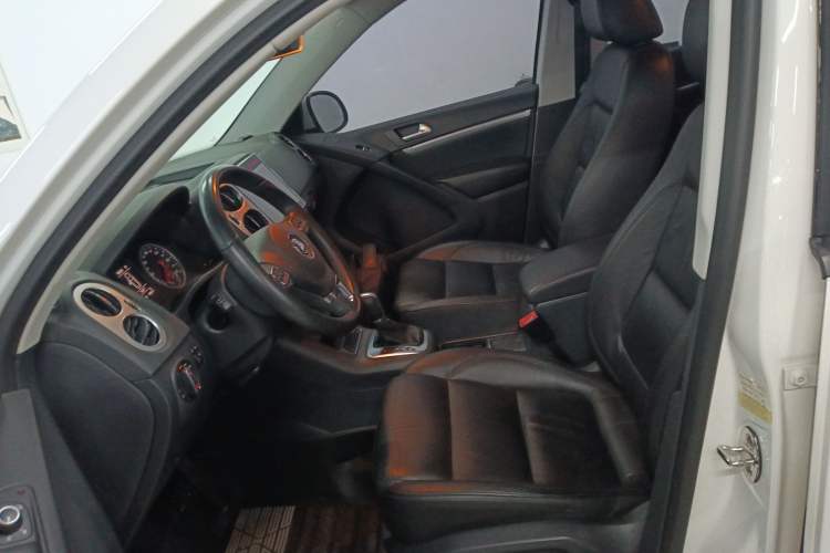 Used Volkswagen Tiguan L 2015 1.8TSI Automatic Two-Wheel Drive Comfort Edition