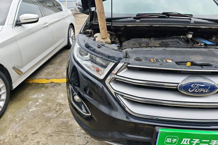 Used Ford Edge 2015 2.0T GTDi Two-Wheel-Drive Elite Edition
