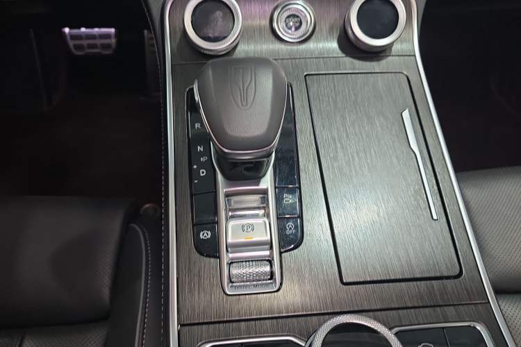 Used Hongqi H9 2023 2.0T Smart Connect Flagship Edition