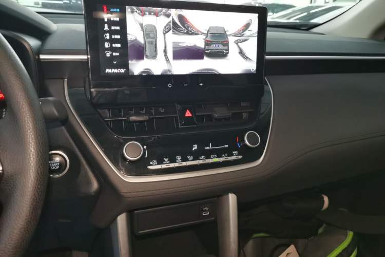 Used Toyota FRONTLANDER 2024 2.0L CVT Leading Edition Audio And AC Panel