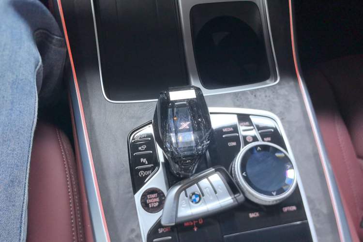 Used BMW X5 2022 Restyled xDrive 30Li Luxury Version M Sport Package
