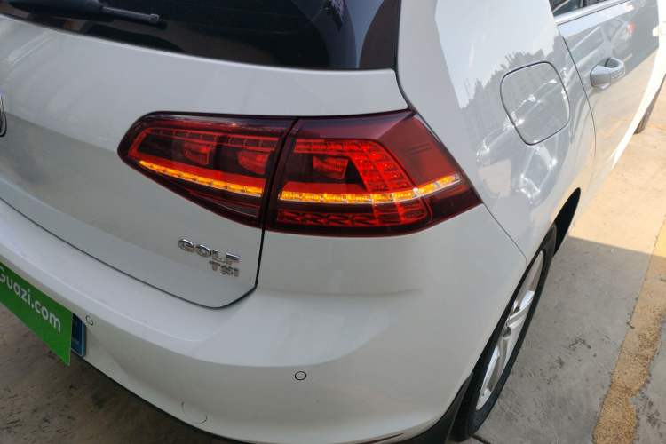 Used Volkswagen Golf 2017 230TSI Automatic Comfort Edition – Celebrating Milestone of One Million Units
