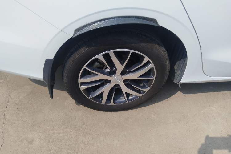 Used Geely Auto Emgrand 2023 4th Generation Champion Edition 1.5L CVT Luxury Model
