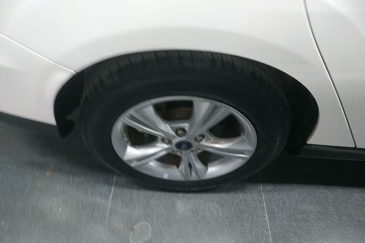 Used Ford Focus 2015 Sedan 1.6L Automatic Comfort Model
