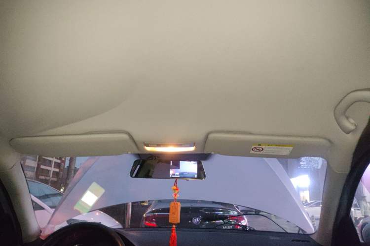 Used Volkswagen Bora 2014 1.6L Manual Fashion Edition
