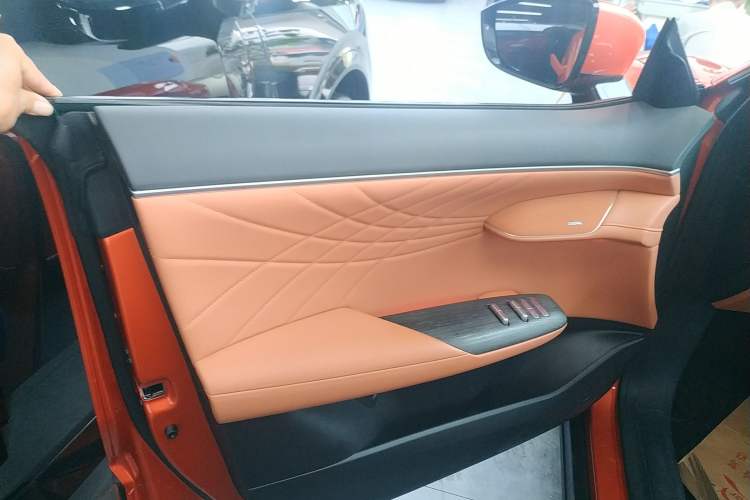 Used Deepal S07 2024 215Max Qiankun Intelligent Driving ADS SE Range-Extended Version
