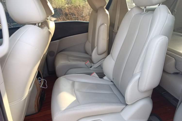 Used Buick GL8 2018 28T Luxury Model China VI Standard Left Rear Seat