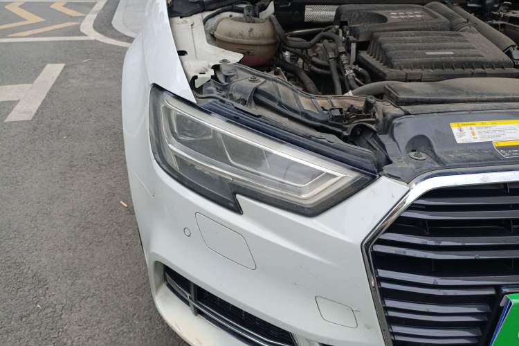 Used Audi A3 2017 Limousine 35 TFSI Sport Edition Right Front Headlight