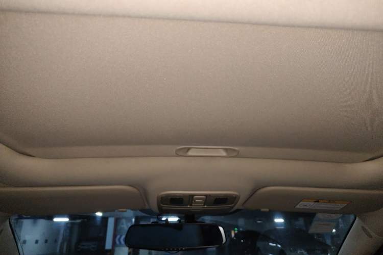 Used CHANGAN Eado 2015 1.6L Manual Luxury Model China IV Standard Headliner