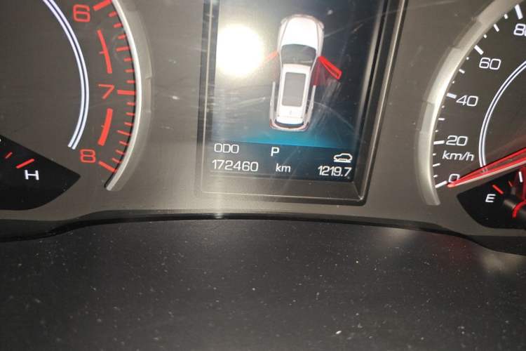 Used Haval H6 2017 Red Label 2.0T Automatic Two-Wheel Drive ZhiShang Model