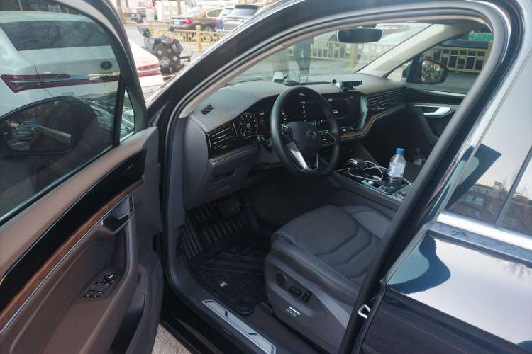 Used Volkswagen Touareg 2022 2.0 TSI RuiShang Edition