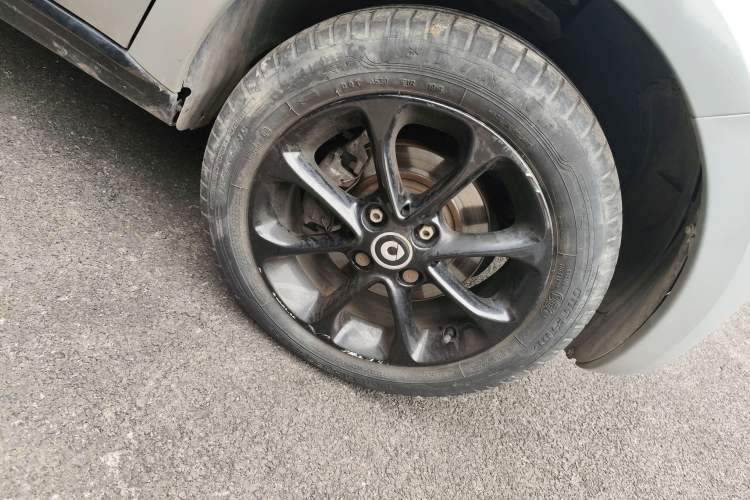 Used smart forfour 2018 1.0L 52 kW Dynamic Edition