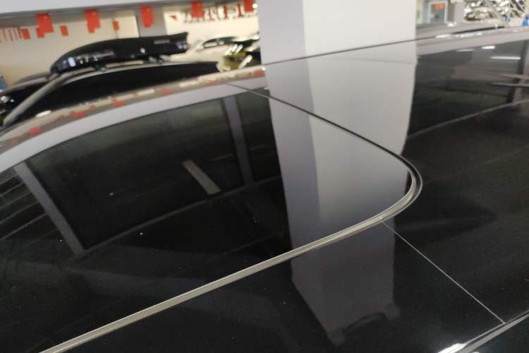 Used Zeekr 009 2024 7-Seater Walk-Through Version Four-Wheel Drive 108 kWh Roof