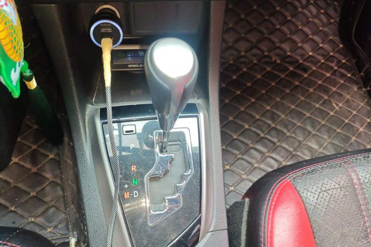 Used Toyota Levin 2016 1.6G CVT Elite Edition Gear Lever