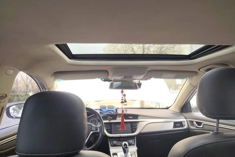 Used Geely Auto Emgrand GL 2018 1.8L DCT Elite Smart Connectivity Version Headliner