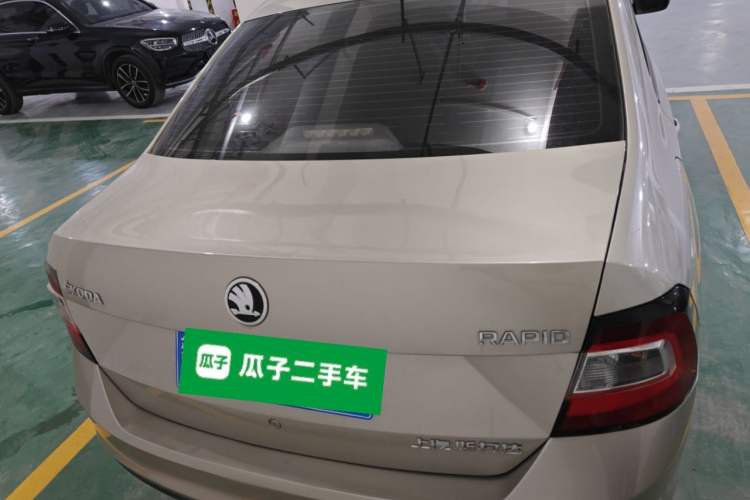 Used Skoda Rapid 2018 1.4L Manual Standard Edition Exterior 4