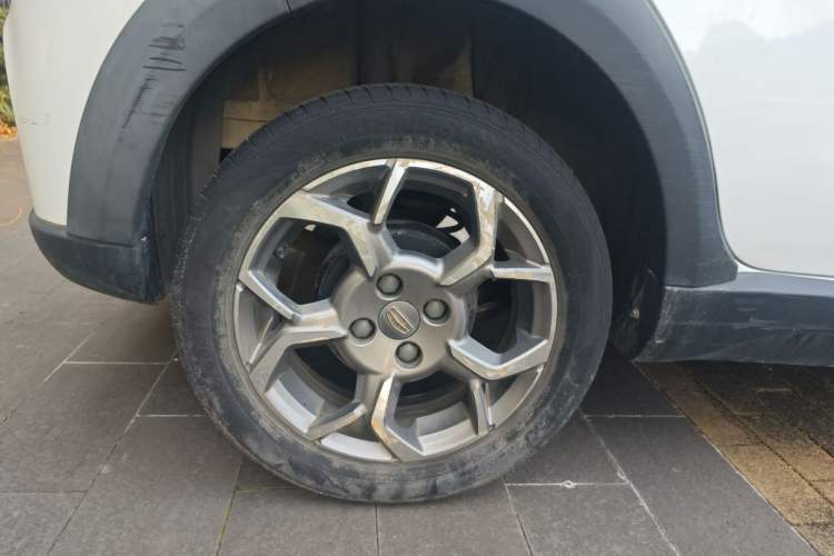 Used Geely Auto Vision X1 2017 1.3L Automatic Fun Edition
