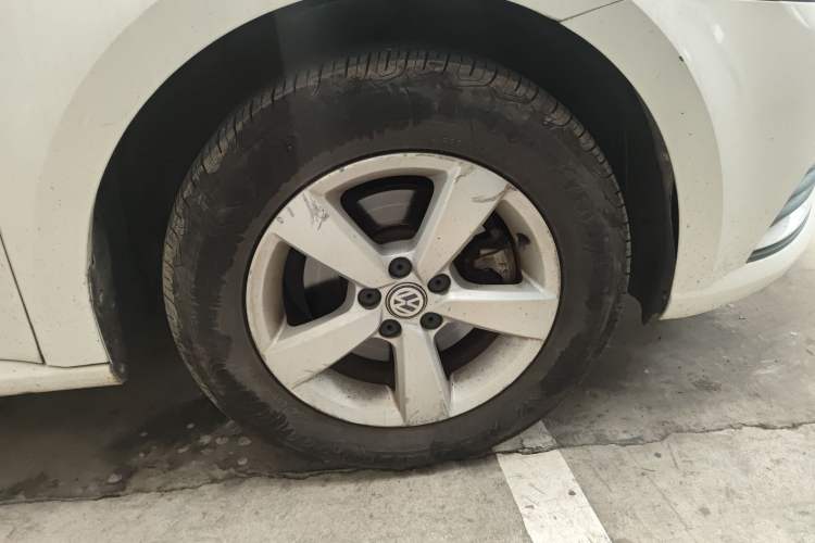 Used Volkswagen Gran Lavida 2015 1.6L Automatic Fashion Edition
