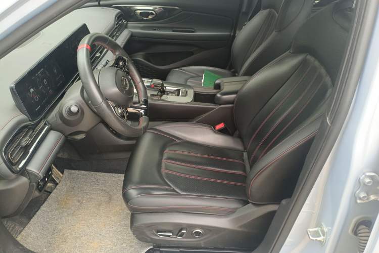 Used GAC Trumpchi EMPOW 2023 Shadow Leopard H Smart Hybrid Edition
