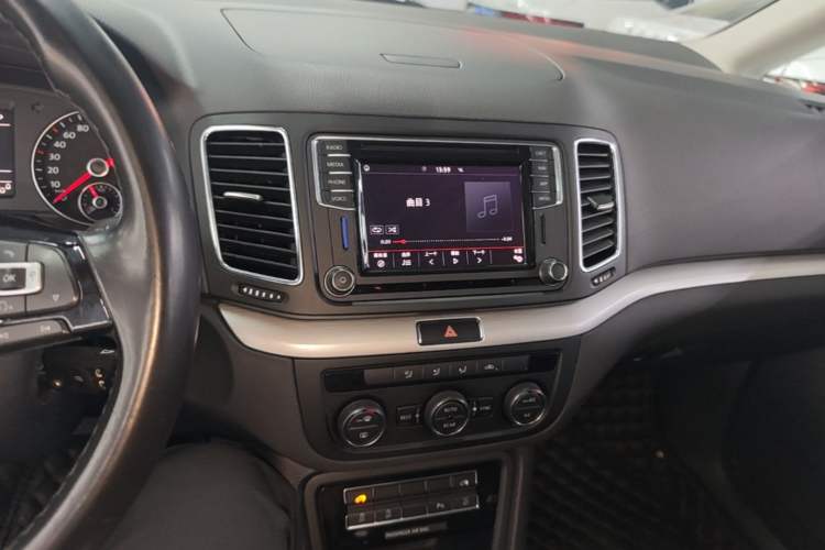 Used Volkswagen Sharan 2018 380TSI Comfort Edition 7-Seater
