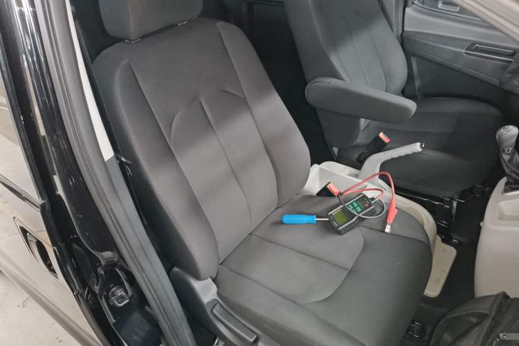 Used JAC Refine M3 2025 PLUS 1.8L Manual Classic Edition 7 Seats