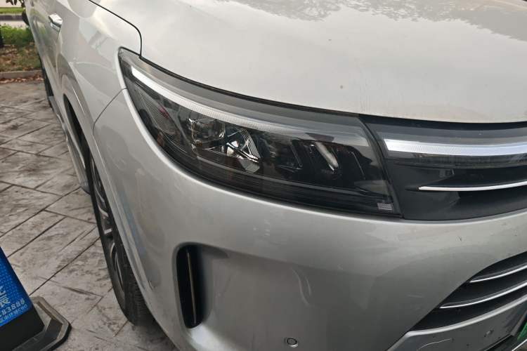 Used Hima AITO M7 2024 1.5T Intelligent Driving 4WD Max Edition 5 Seats Right Front Headlight