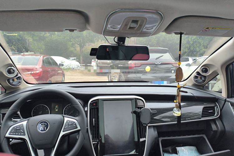 Used BYD Song MAX 2018 1.5T Automatic Smart Connect Elite Model with 6 Seats