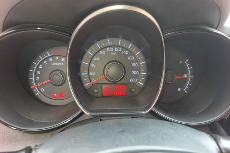 Used Kia K2 2015 Sedan 1.4L Automatic GLS Instrument Cluster